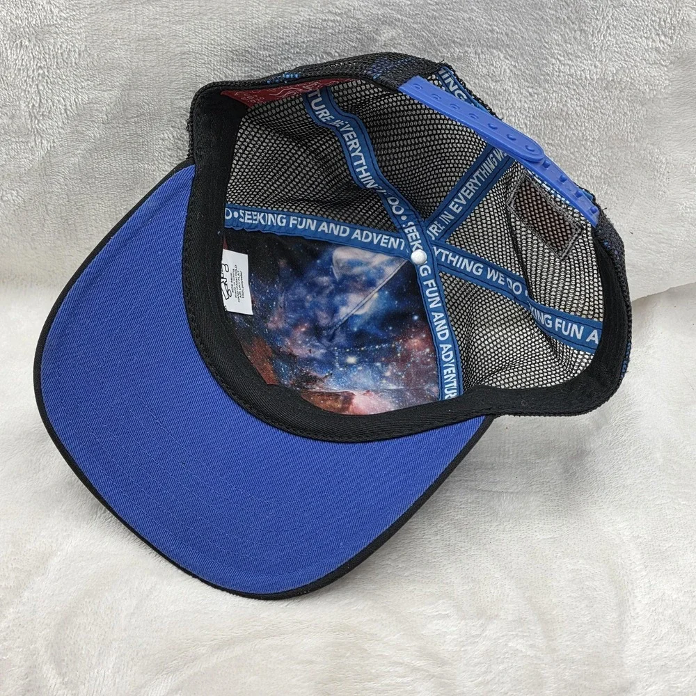 Bigtruck Snowboarder Hat Cap Snap Back Black Blue Mesh Trucker‎ Youth Graphic